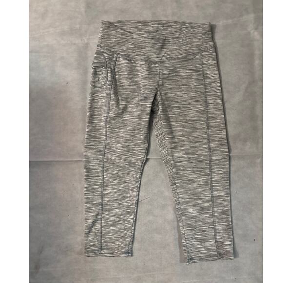 Danskin Pants - Danskin Grey/White Capri Legging S Exercise Athleisure Activewear Cozycore Comfy